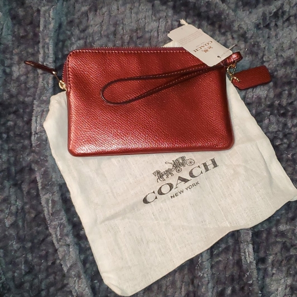 🆕️ Coach Wallet Wristlet - Picture 4 of 5